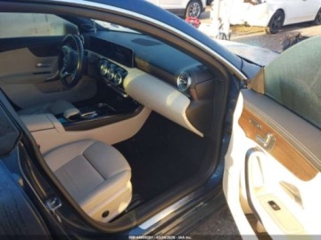 Mercedes CLA C118/X118 2020 Mercedes-Benz CLA 250 2020 2.0 Benzyna 221KM, zdjęcie 9