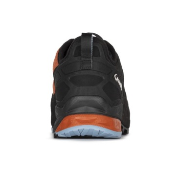 Мужская Aku 47 приближается к туристической обуви