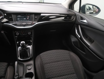 Opel Astra J GTC 1.6 CDTI Ecotec 110KM 2016 Opel Astra 1.6 CDTI, Klima, Klimatronic, Tempomat, zdjęcie 7