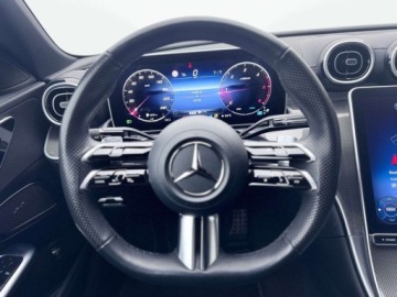 Mercedes Klasa C W206 Limuzyna 2.0 220d 200KM 2023 Mercedes-Benz Klasa C C 220 d 4MATIC AMG Kamera MBUX Grzana kierownica, zdjęcie 13