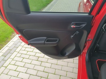 Suzuki Swift VI Hatchback Facelifting 1.2 DualJet SHVS 83KM 2021 Suzuki Swift 1.2 Benzyna 82KM 2021r Ledy Kamera, zdjęcie 23
