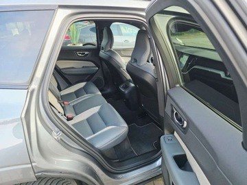 Volvo XC60 II Crossover D4 190KM 2020 Volvo XC 60 ___R-Design___2.0 D4 190KM Geartronic FULL LED Virtual Kamera, zdjęcie 19