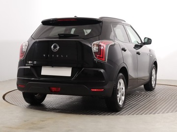  SsangYong Tivoli 1.5 T-GDI, Salon Polska, zdjęcie 4