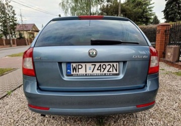 Skoda Octavia II Kombi 1.6 MPI 102KM 2009 Skoda Octavia Skoda Octavia 1.6 Combi Ambiente 1.6 Benzyna 102KM, zdjęcie 6