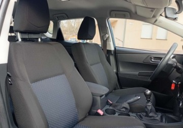 Toyota Auris II Hatchback 5d Dual VVT-i 100 99KM 2014 Toyota Auris Kupiony w Polsce - benzyna - przebieg 119.000 km 1.3 Benzyna, zdjęcie 13