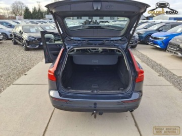 Volvo V60 II  Kombi 2.0 D3 150KM 2019 Volvo V60 2,0 d 150 KM automat navi alu el. klapa hak oplacony 2.0 Diesel, zdjęcie 19