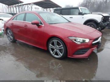 Mercedes CLA C118/X118 2020 Mercedes-Benz CLA 2020 r., 2,0L 4 MATIC 2.0 Benzyna 221KM, zdjęcie 2