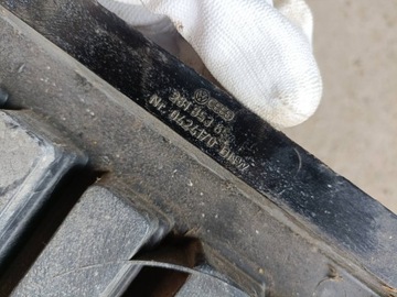 MŘÍŽKA MASKA VW LT 1 281853653B ORIGINÁLNÍ