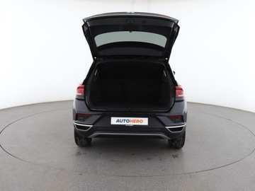 Volkswagen T-Roc I SUV 1.5 TSI ACT 150KM 2018 Volkswagen T-Roc Carat skóra panorama virtual, zdjęcie 18