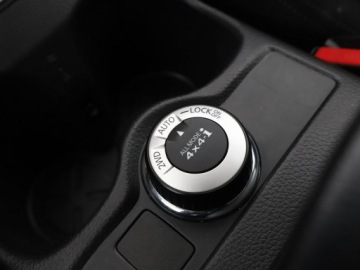 Nissan X-Trail III Terenowy 1.6 dCi 130KM 2016 Nissan X-Trail 1.6d 4x4 N-Connecta Panorama Klima, zdjęcie 27