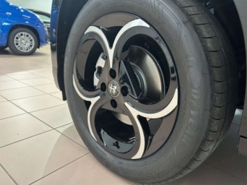 Alfa Romeo Junior SUV 1.2 Hybrid 145KM 2026 ALFA ROMEO Junior Ibrida Ti Suv 1.2 (145KM) 2026, zdjęcie 15