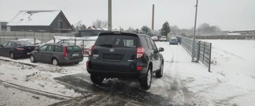 Toyota RAV4 III MPV Facelifting 2.0 Valvematic 158KM 2011 Toyota RAV4 2.0 benz ,bezwypadek ,4x4 ,morski metalik 2.0 Benzyna 158KM, zdjęcie 4