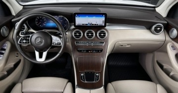 Mercedes GLC C253 SUV Facelifting 2.0 220d 194KM 2020 Mercedes-Benz GLC SalonPL 4Matic AMG Line Kamera360 Burmester CarPlay Andr, zdjęcie 21