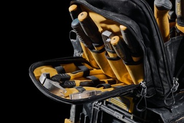 СУМКА ДЛЯ ИНСТРУМЕНТОВ DEWALT TOUGHSYSTEM ВОДОНЕПРОНИЦАЕМАЯ