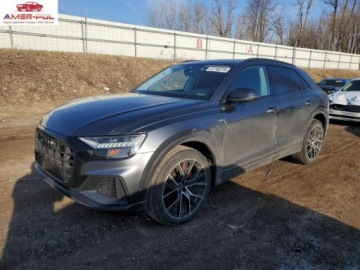 Audi Q8 2023 Audi Q8 Premium Plus S-Line 2023 3.0 Benzyna 335KM