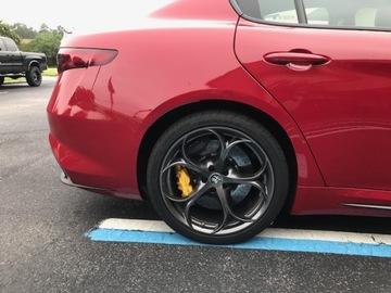 НАКЛЕЙКА НА ЗАДНИЙ СУППОРТ Alfa Romeo GIULIA