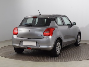 Suzuki Swift VI Hatchback Facelifting 1.2 DualJet SHVS 83KM 2021 Suzuki Swift 1.2, Salon Polska, 1. Właściciel, zdjęcie 4