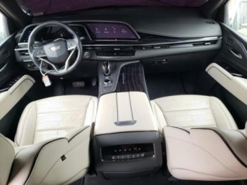 Cadillac Escalade III 2021 Cadillac Escalade 2021, 6.2L, 4x4, SPORT, porysowany lakier 6.2 Benzyna, zdjęcie 6