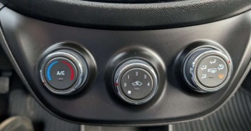 Opel Karl 1.0 Ecotec 75KM 2018 Opel Karl ROCKSSerwis 85tys kmBezwypadkowyGwarancja techniczna Benzyna, zdjęcie 20