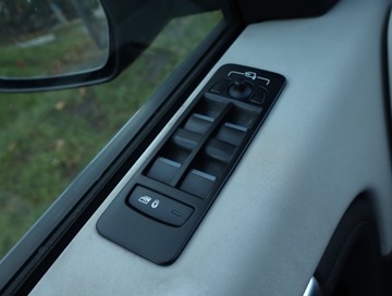 Land Rover Discovery Sport SUV 2.0 TD4 150KM 2019 Land Rover Discovery Sport eD4, Salon Polska, zdjęcie 22