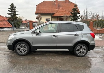 Suzuki SX4 II S-cross 1.6 VVT 120KM 2015 Suzuki SX4 S-Cross 1.6 Benzyna 4x4, Delikatnie uszkodzony. 1.6 Benzyna, zdjęcie 3
