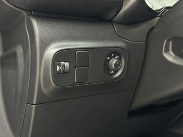 Citroen C3 III Hatchback Facelifting 1.2 PureTech 110KM 2023 Citroen C3 Shine / 1 właściciel / Salon Polska / F, zdjęcie 19