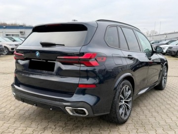 BMW X5 G05 SUV Facelifting 3.0 30d 298KM 2025 BMW X5 xDrive30d Sport Suv 3.0 (298 KM) 2025, zdjęcie 3