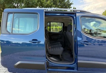 Opel Combo E Kombivan 1.2 Turbo 110KM 2020 Opel Combo Opel Combo 1.2 Turbo StartStop Innovation 1.2 Benzyna 110KM, zdjęcie 21