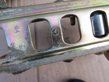 7 MERCEDES W202 W210 ДВЕРНОЙ СТОПОР ЛЕВЫЙ ПЕРЕДНИЙ CLK W208 СЕРЕБРЯНЫЙ