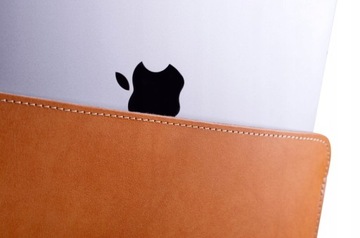 Коричневый кожаный чехол для ноутбука Apple MacBook Pro 13