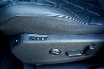 Peugeot 5008 II Crossover Facelifting 2.0 BlueHDi 177KM 2023 Peugeot 5008 GT kamera Skora adc Nawi PANORAMA bli, zdjęcie 16