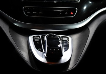 Mercedes Klasa V W447 Ekstra Długi 250 BlueTEC 190KM 2016 Mercedes-Benz Klasa V 6os. Automat 2.1 Diesel 190KM, zdjęcie 18