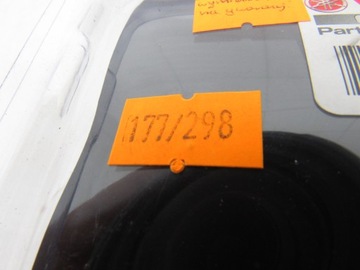 Универсальный USB-разъем.