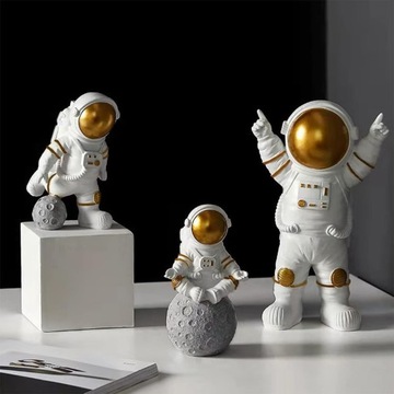 3 ШТ. ФИГУРКИ КОСМОНАВТОВ ДЛЯ ТОРТА НАБОР АКСЕССУАРЫ ДЛЯ КОСМИЧЕСКОЙ ВЕЧЕРИНКИ