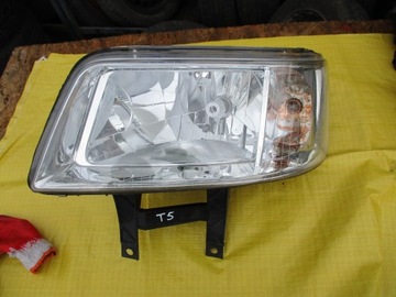 VW TRANSPORTER T5 LAMPA PRZENIA LEWA PRZÓD LEWY