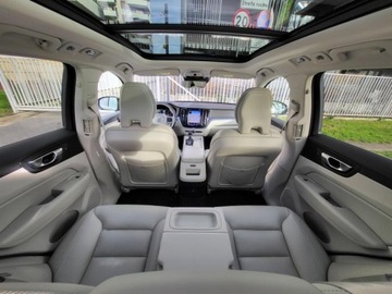 Volvo XC60 II Crossover T6 320KM 2018 VOLVO XC60 II T6 2.0l benzyna 310KM * Momentum * Dokumentacja *Zadbany, zdjęcie 26