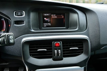 Volvo V40 II Hatchback Facelifting 2.0 D2 120KM 2016 Volvo V40 LiFT Full Led Ocean Race Ledy Digital, zdjęcie 32