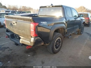 Toyota Tacoma II 2024 Toyota Tacoma 2024r., TRD OFF ROAD, od ubezpieczalni 2.4 Benzyna 278KM, zdjęcie 6
