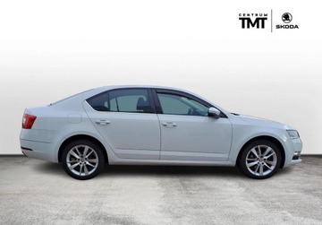 Skoda Octavia III Liftback Facelifting 2.0 TDI 150KM 2019 Skoda Octavia STYLE 2.0 TDI 150 KM Czujniki Tempomat LED 2.0 Diesel, zdjęcie 5
