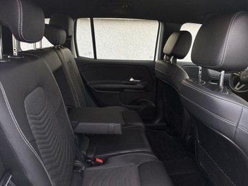 Mercedes GLB SUV 2.0 200d 150KM 2021 Mercedes-Benz GLB 200, zdjęcie 19