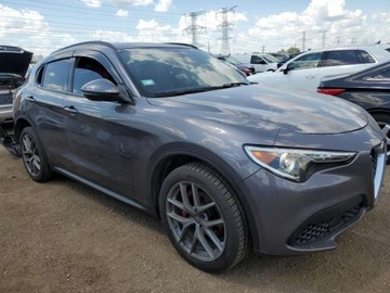Alfa Romeo Stelvio 2018 Alfa Romeo Stelvio TI Sport 2018 2.0l 2.0 Benzyna 280KM, zdjęcie 4