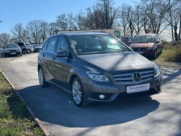 Mercedes Klasa B W246 Sports Tourer 180 CDI BlueEFFICIENCY 109KM 2013 Mercedes-Benz Klasa B Raty Automat klima Kamera Zadbany Swiezy Import Zar, zdjęcie 6