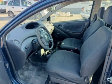 Toyota Yaris I 2004 Toyota Yaris 1.0 04r, zdjęcie 4