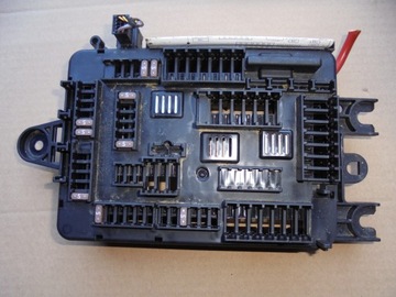 BMW F20 ŘÍZENÍ MODUL 6114 V8 9337881 01