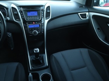 Hyundai i30 II Hatchback 3d 1.6 GDI 135KM 2014 Hyundai i30 1.6 GDI, Salon Polska, Klima, zdjęcie 7
