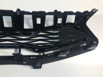 Решетка-пустышка KIA CEED III 3 LIFT OPT 2021 -