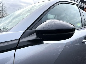 Peugeot 2008 II SUV 1.2 PureTech 130KM 2021 Peugeot 2008 Automat/Manetki /ALLURE/ Salon Pl/, zdjęcie 28