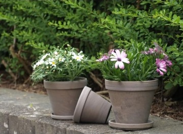 PODSTAWKA POD DONICZKĘ TERAKOTA BAZALT 16 cm BAZALTOWA