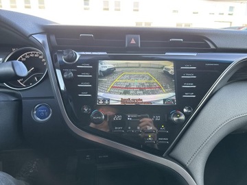 Toyota Camry IX Sedan 2.5 Hybrid Dynamic Force 218KM 2019 Toyota Camry 2.5 Hybrid Prestige CVT 2.5 Hybrid Pr, zdjęcie 17