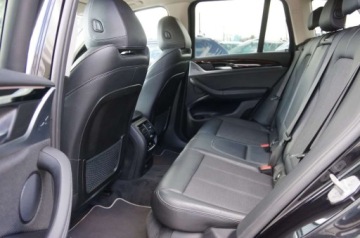 BMW X3 G01 SUV 2.0 20d 190KM 2017 BMW X3 2.0 Diesel 190 KM, 4x4, Navi, LED, Polskora, Hak, GWARANCJA 2.0, zdjęcie 28